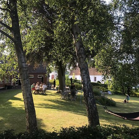 Gaestgiveri Bregninge Ærøskøbing エクステリア 写真