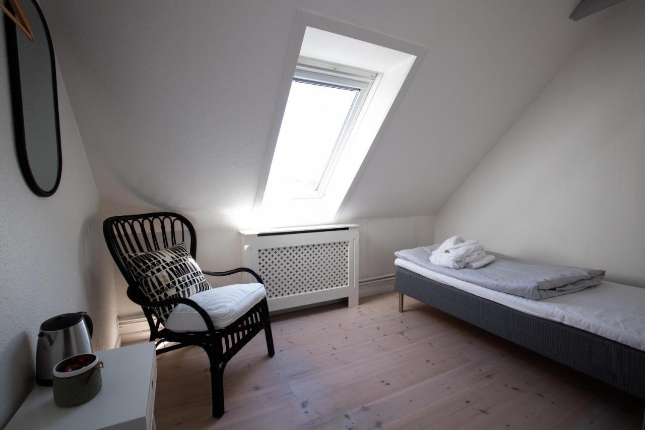 Gaestgiveri Bregninge Ærøskøbing エクステリア 写真