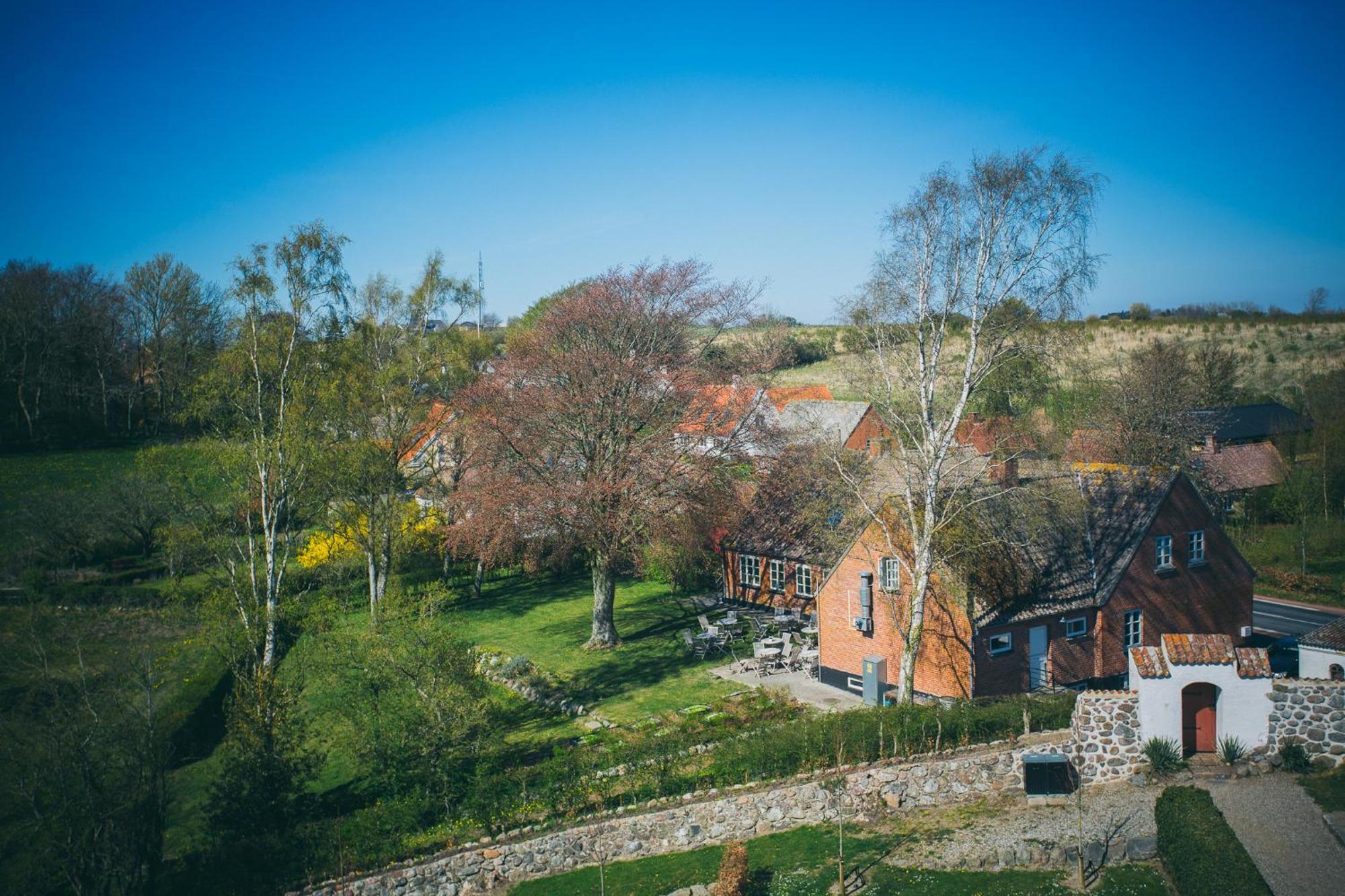 Gaestgiveri Bregninge Ærøskøbing エクステリア 写真